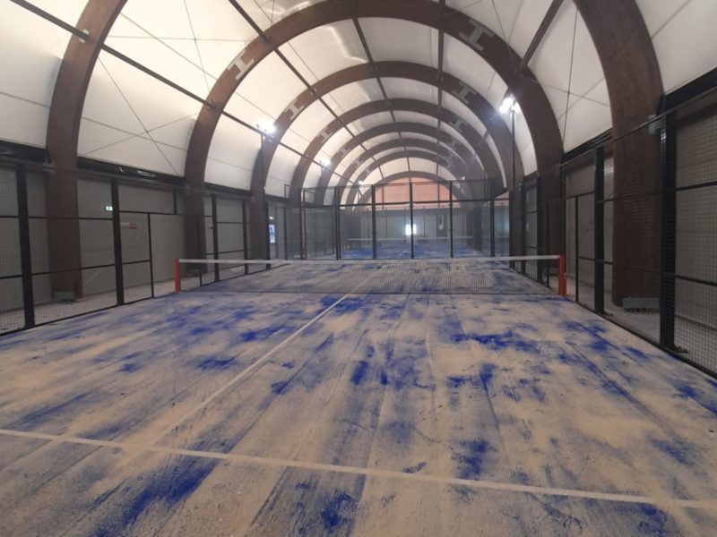 realizzazione copertura campo padel svezia